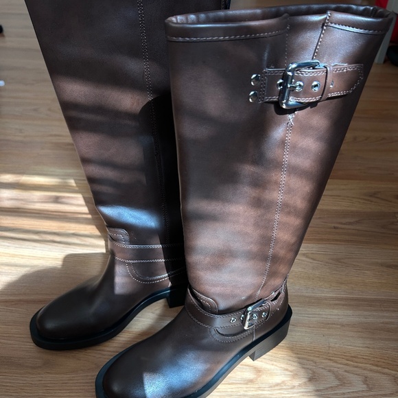Zara TALL BIKER BOOTS - Picture 4 of 4